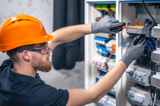 Best Electrician Near Me  in Pekin, IL